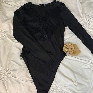 NWOT*Lace long sleeve bodysuit